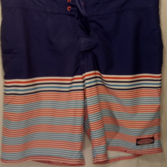 VINEYARD VINES PRINTED CHAPPY SWIM TRUNKS - Picture 1 of 8